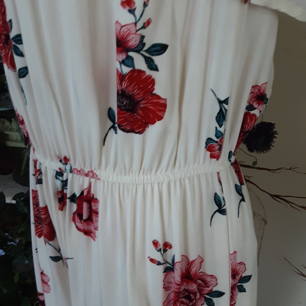 Jumpsuit - Picture 5 of 10